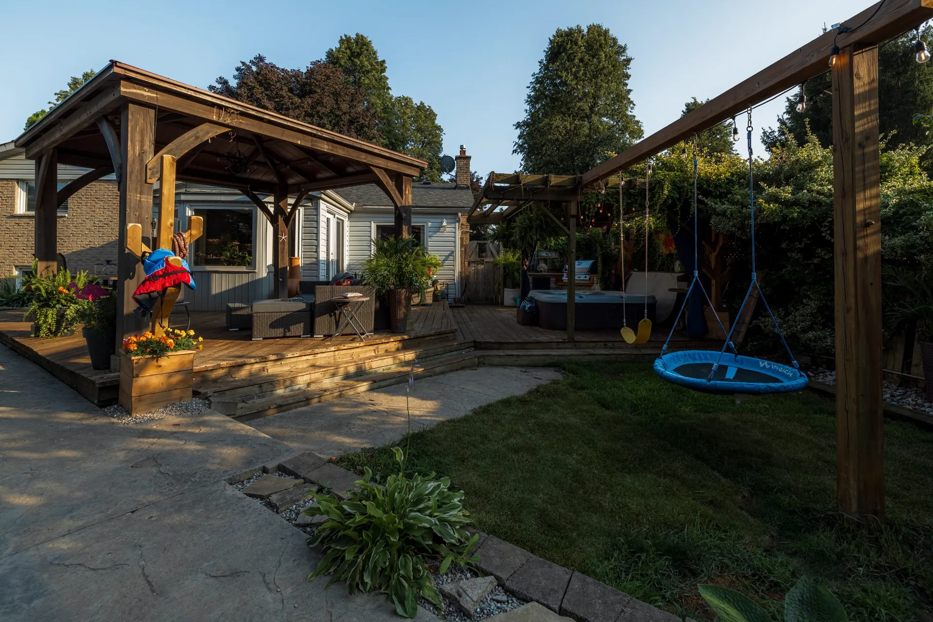 Real estate outdoor deck and gazebo photography Ontario